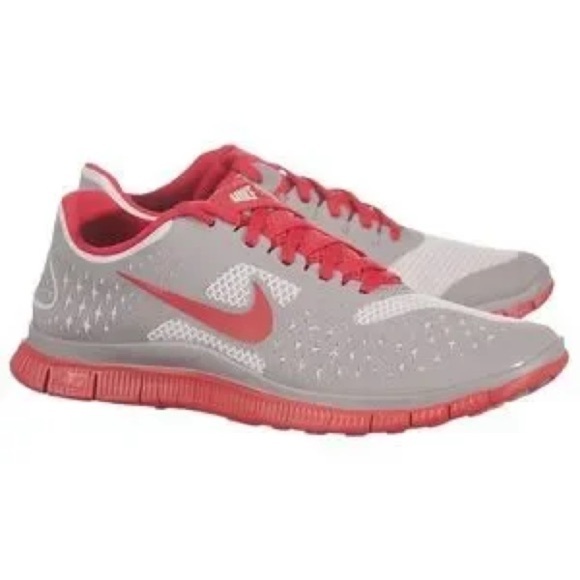 WOMENS 12 nike FREE 4.0 V2 RUNNING SHOES - Picture 1 of 10